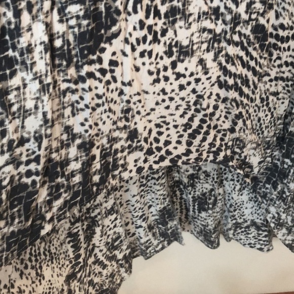 NWT Express Dress High-Lo SZ L V Neck Short Sleeve Blue/Gray/White Flowy - Picture 7 of 15